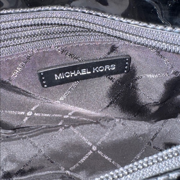 Michael Kors Jet Set XS Black Patent Logo Debossed Convertible Tote BEAUTIFUL - Picture 9 of 10